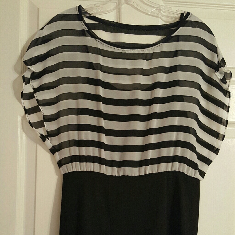 Black Market White House striped Blouse